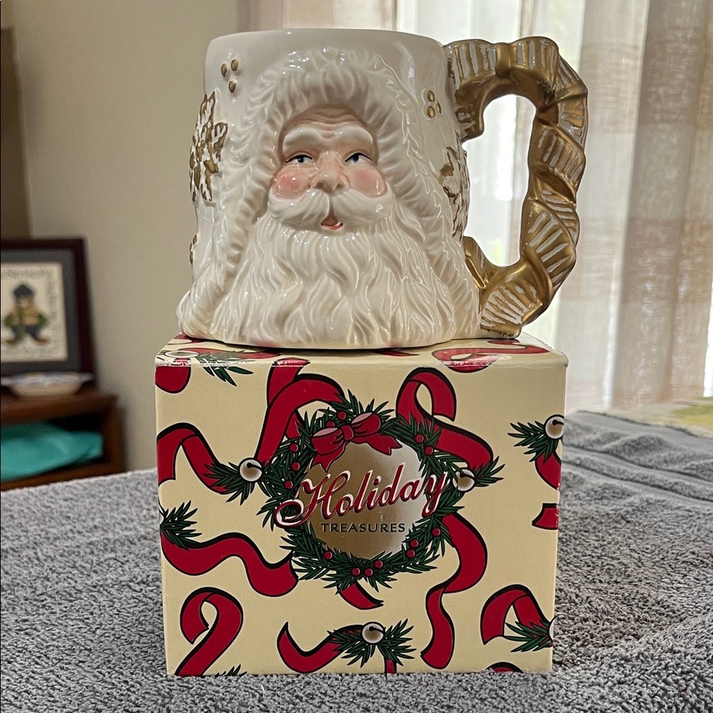 NEW IN BOX Santa Mug with Gold Accents